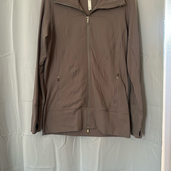 Lululemon Athletica Brown Utility Jacket Minimalist Design - Picture 3 of 10